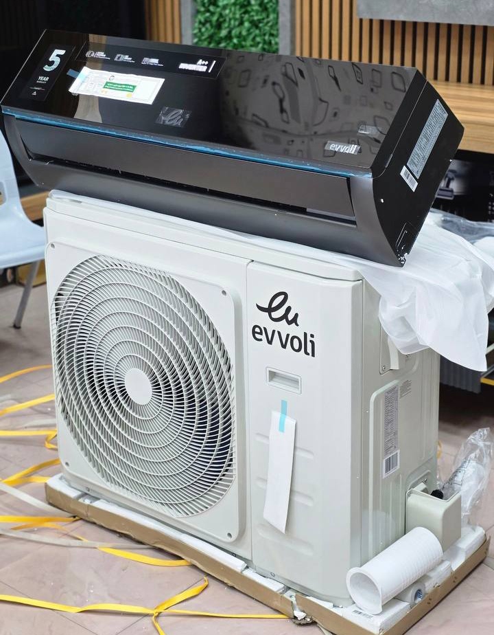 کولر گازی ایوولی EVVOLI سرد و گرم 9000 BTU گرید A